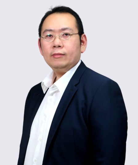 Associate Professor Vorasit Vongsutilers, Ph.D. - Dean of Faculty of Pharmaceutical Sciences